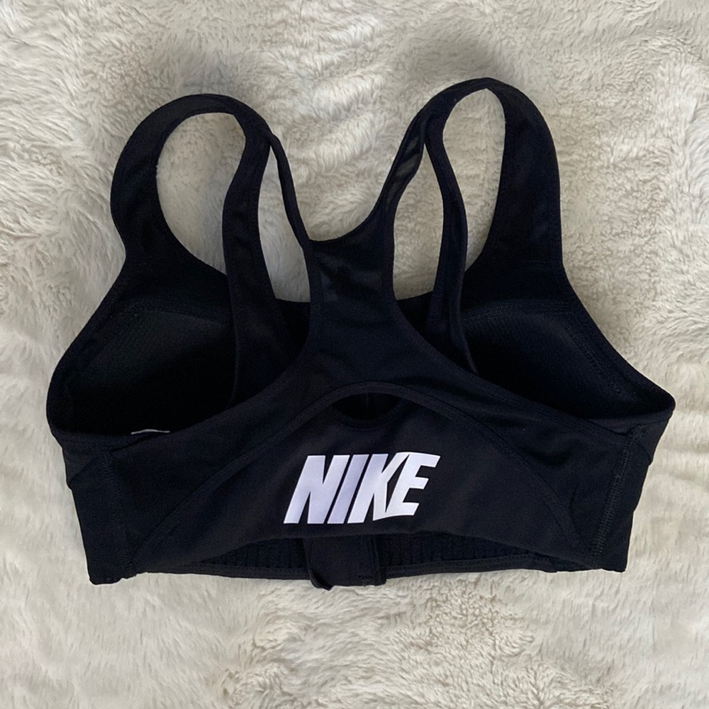 Nike black sports bra with zipper front closure XS